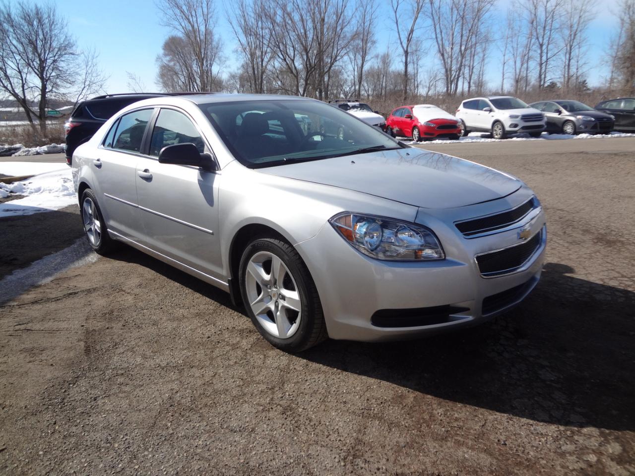 Chevrolet Malibu 4dr Sdn LS 2012