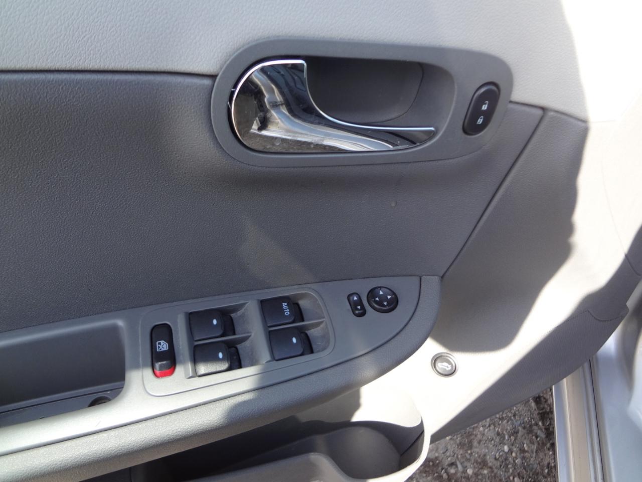 Chevrolet Malibu 4dr Sdn LS 2012