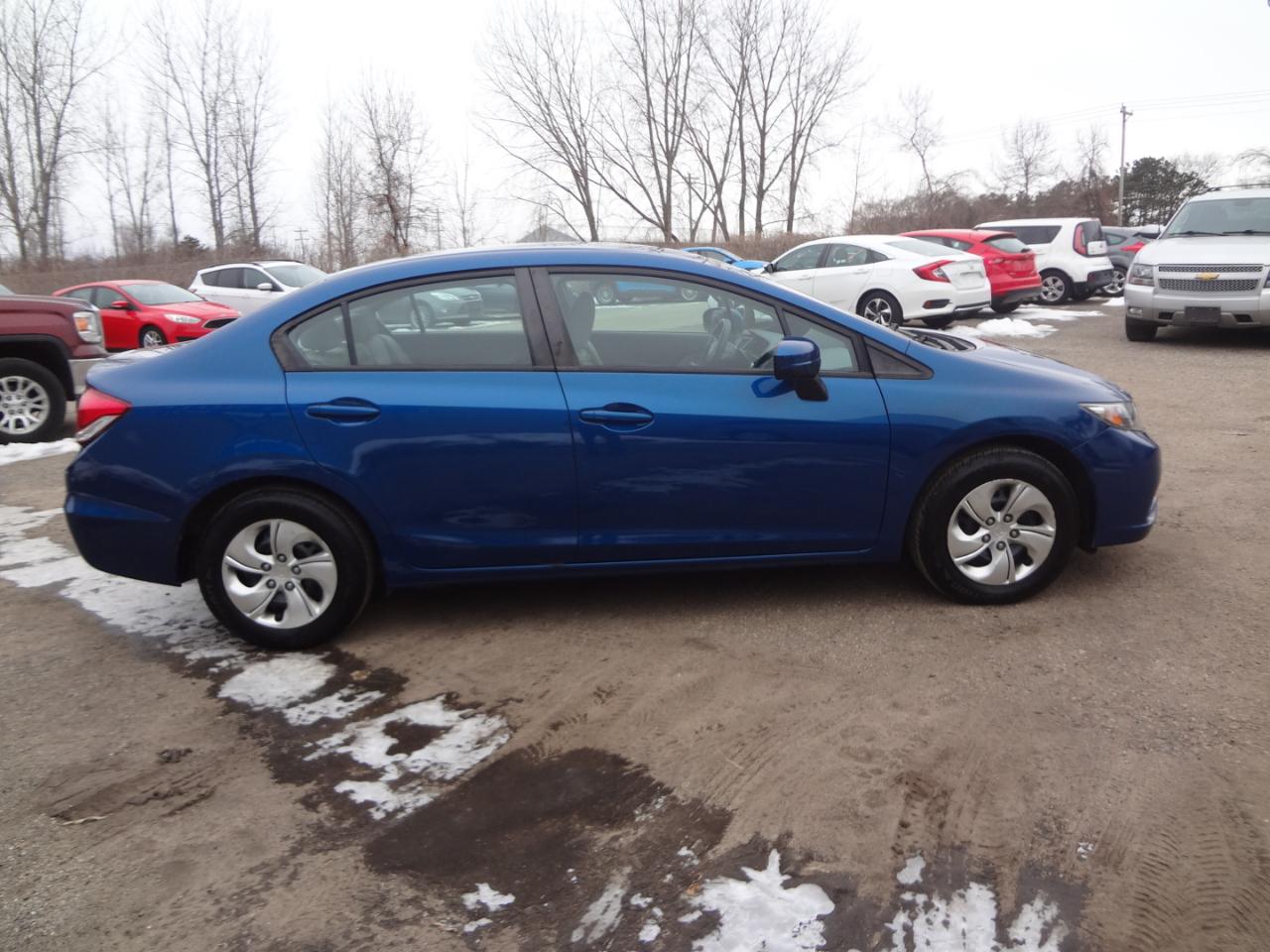 Honda Civic LX sedan 2014