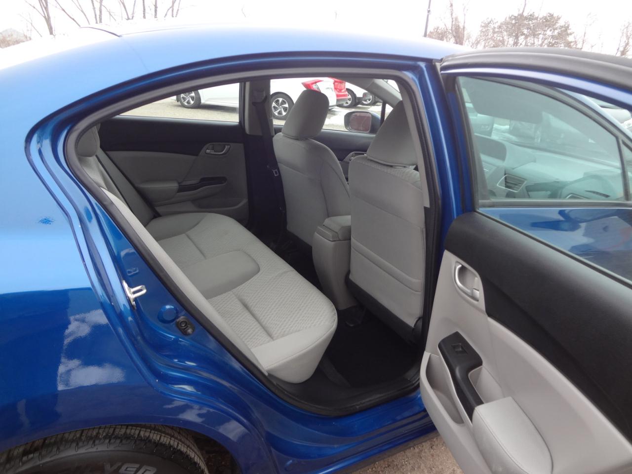 Honda Civic LX sedan 2014