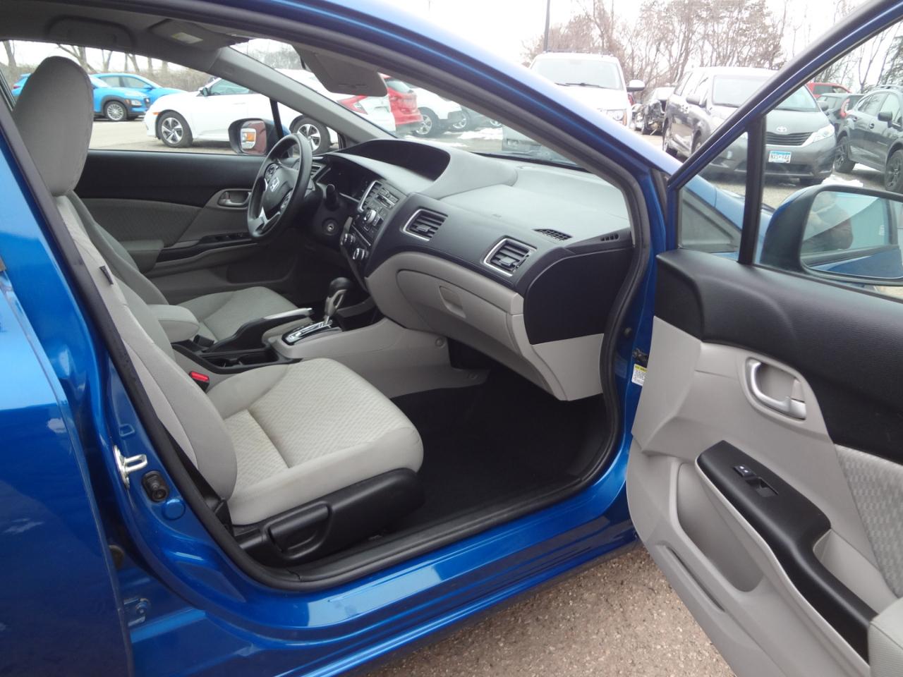 Honda Civic LX sedan 2014