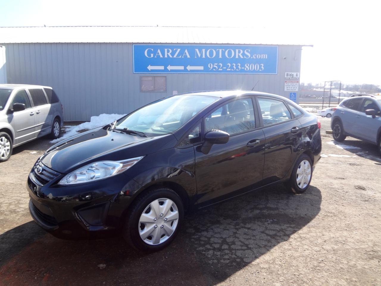 Ford Fiesta S Sedan 2013