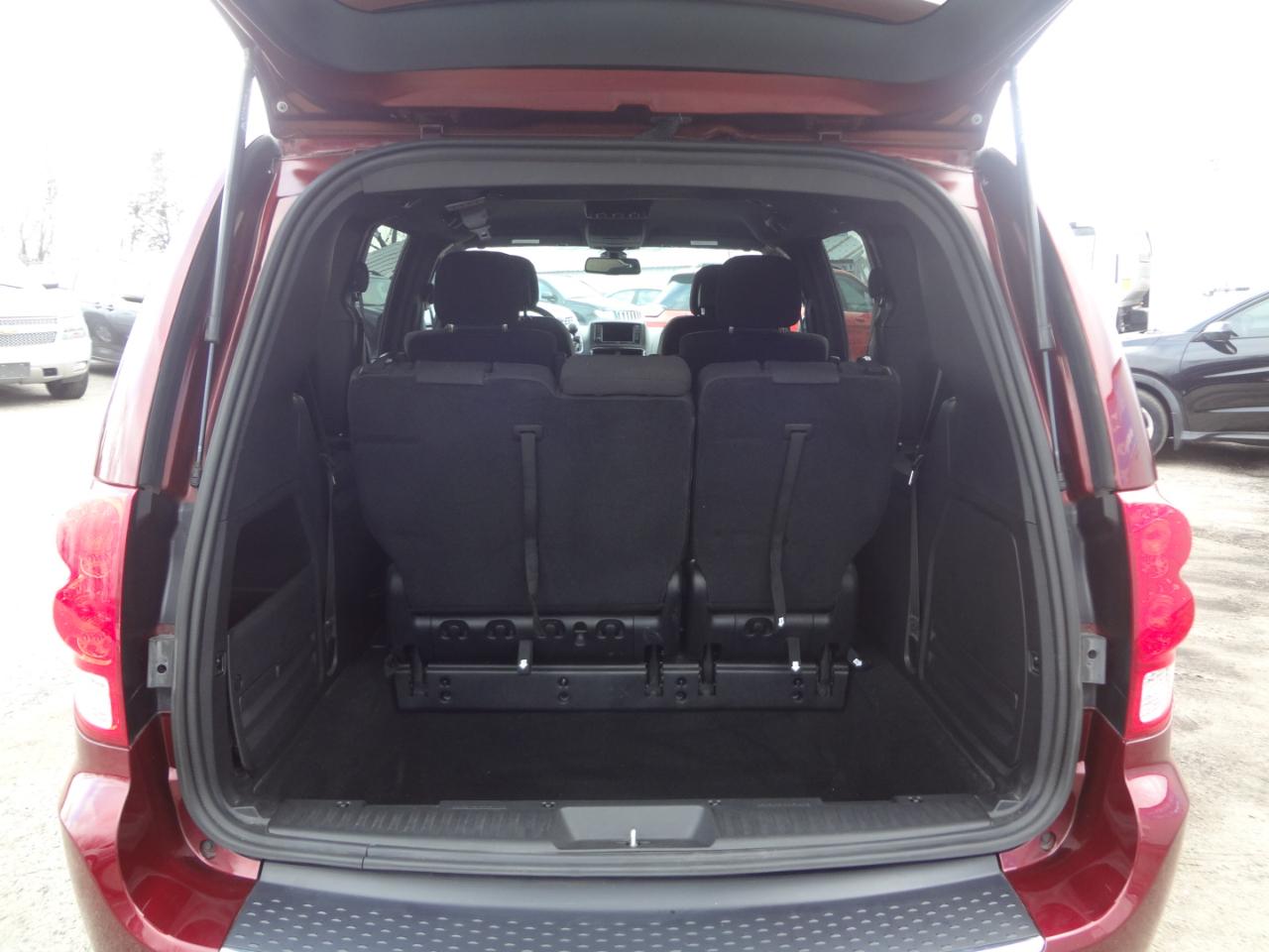 Dodge Grand Caravan SE 2020