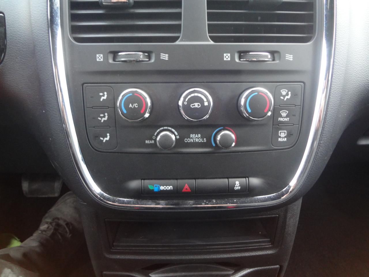 Dodge Grand Caravan SE 2020