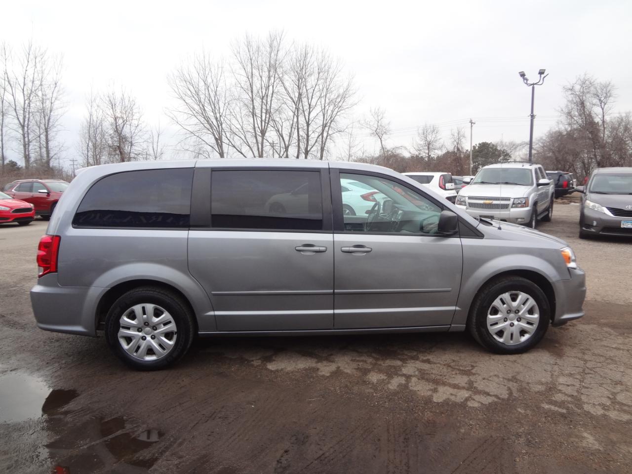Dodge Grand Caravan SE 2015