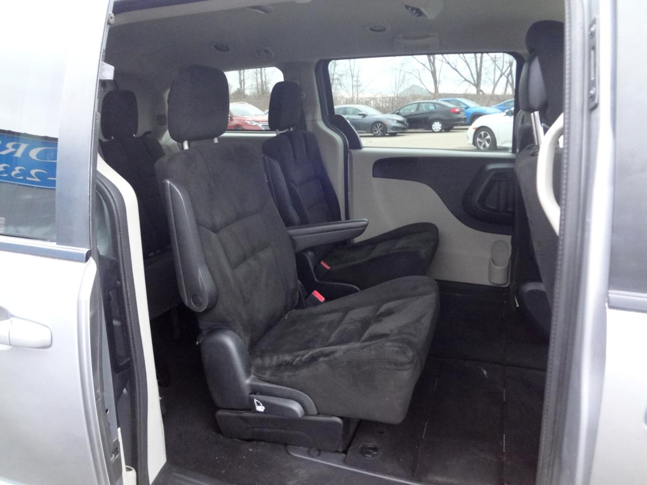 Dodge Grand Caravan SE 2015