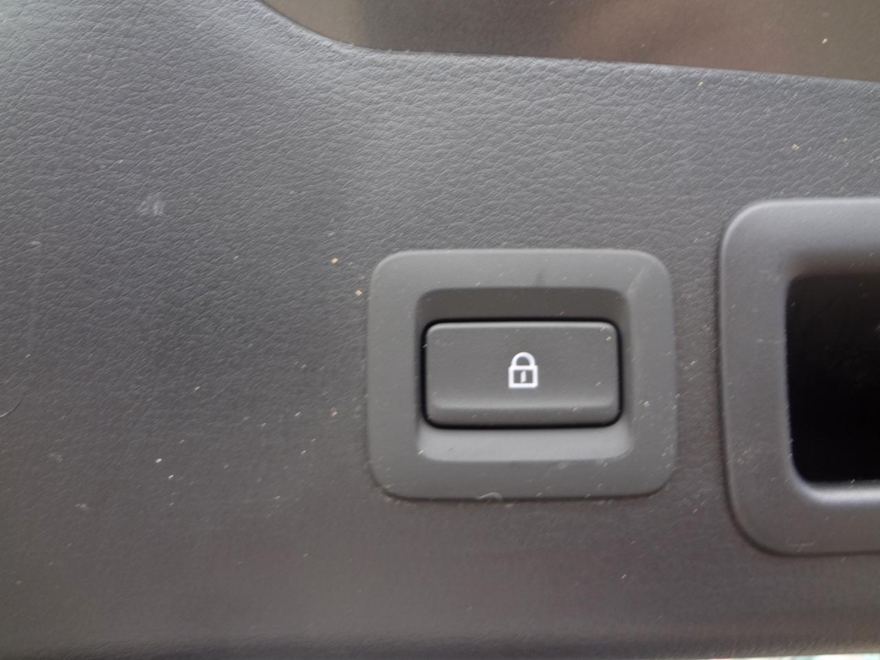 Mazda MAZDA3 Preferred Hatchback 2023