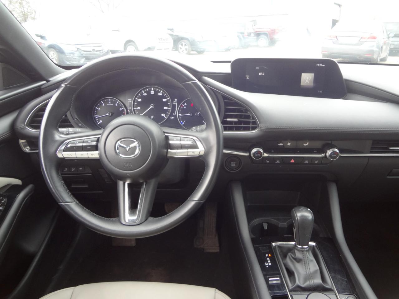 Mazda MAZDA3 Preferred Hatchback 2023