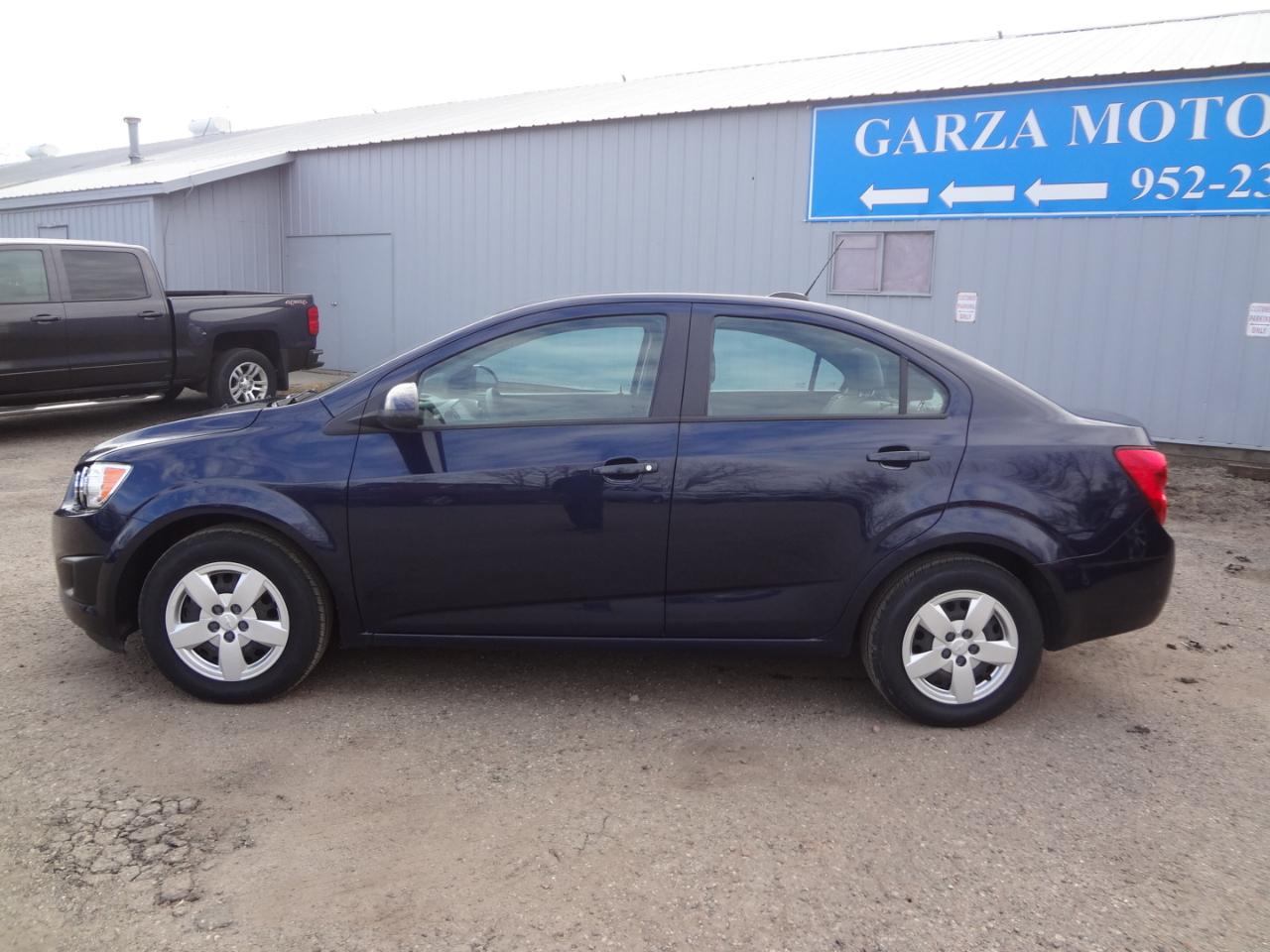 Chevrolet Sonic LS Auto Sedan 2015