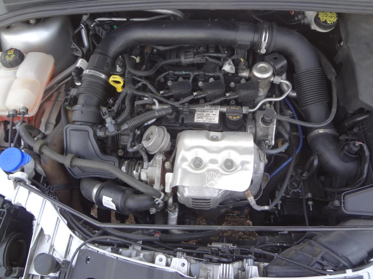 Ford Focus SE Sedan 2016