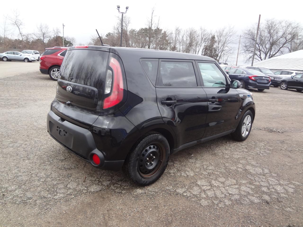 Kia Soul Base 6A 2016