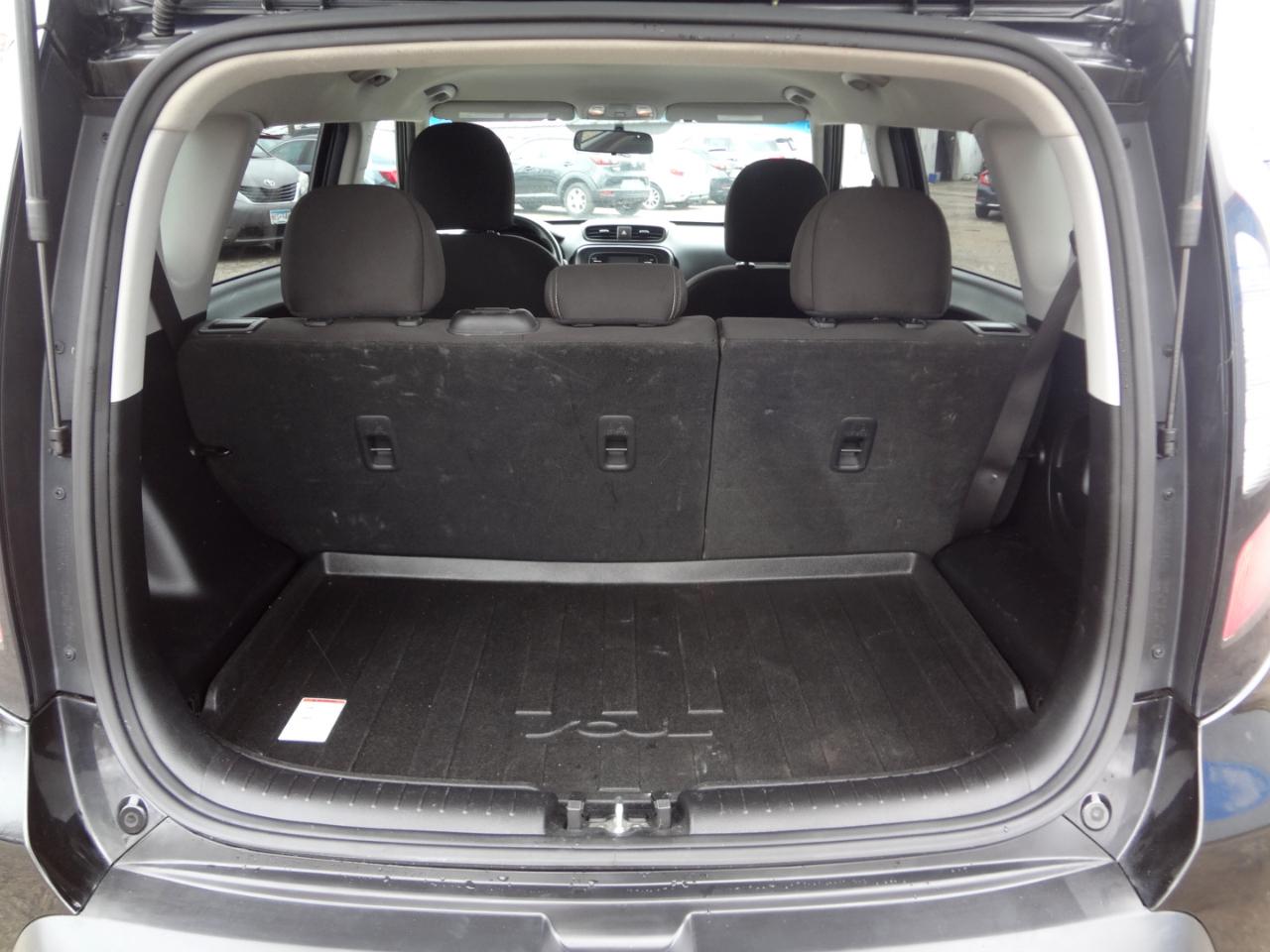 Kia Soul Base 6A 2016