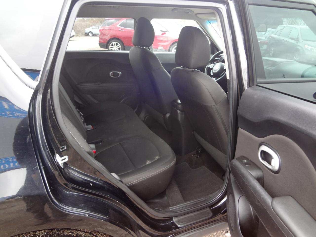 Kia Soul Base 6A 2016