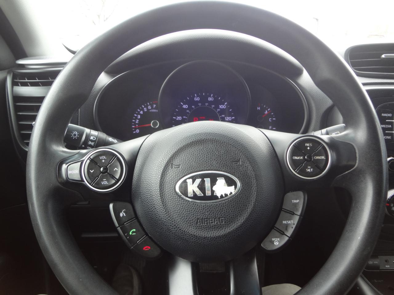 Kia Soul Base 6A 2016