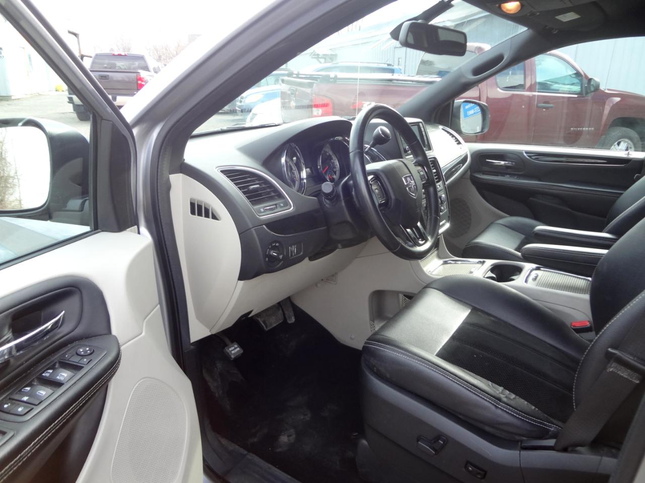 Dodge Grand Caravan SXT 2018