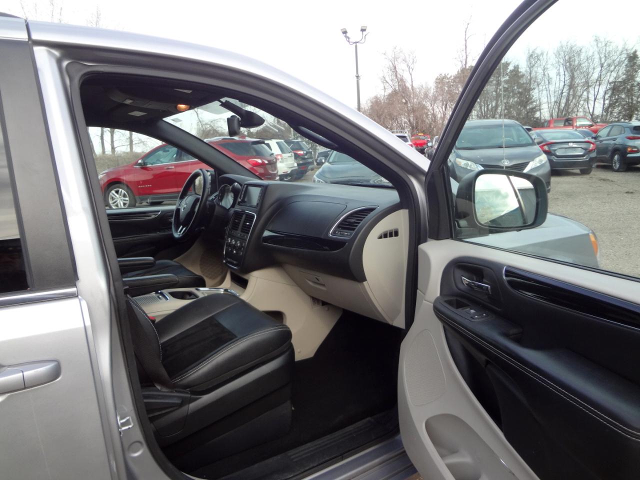 Dodge Grand Caravan SXT 2018