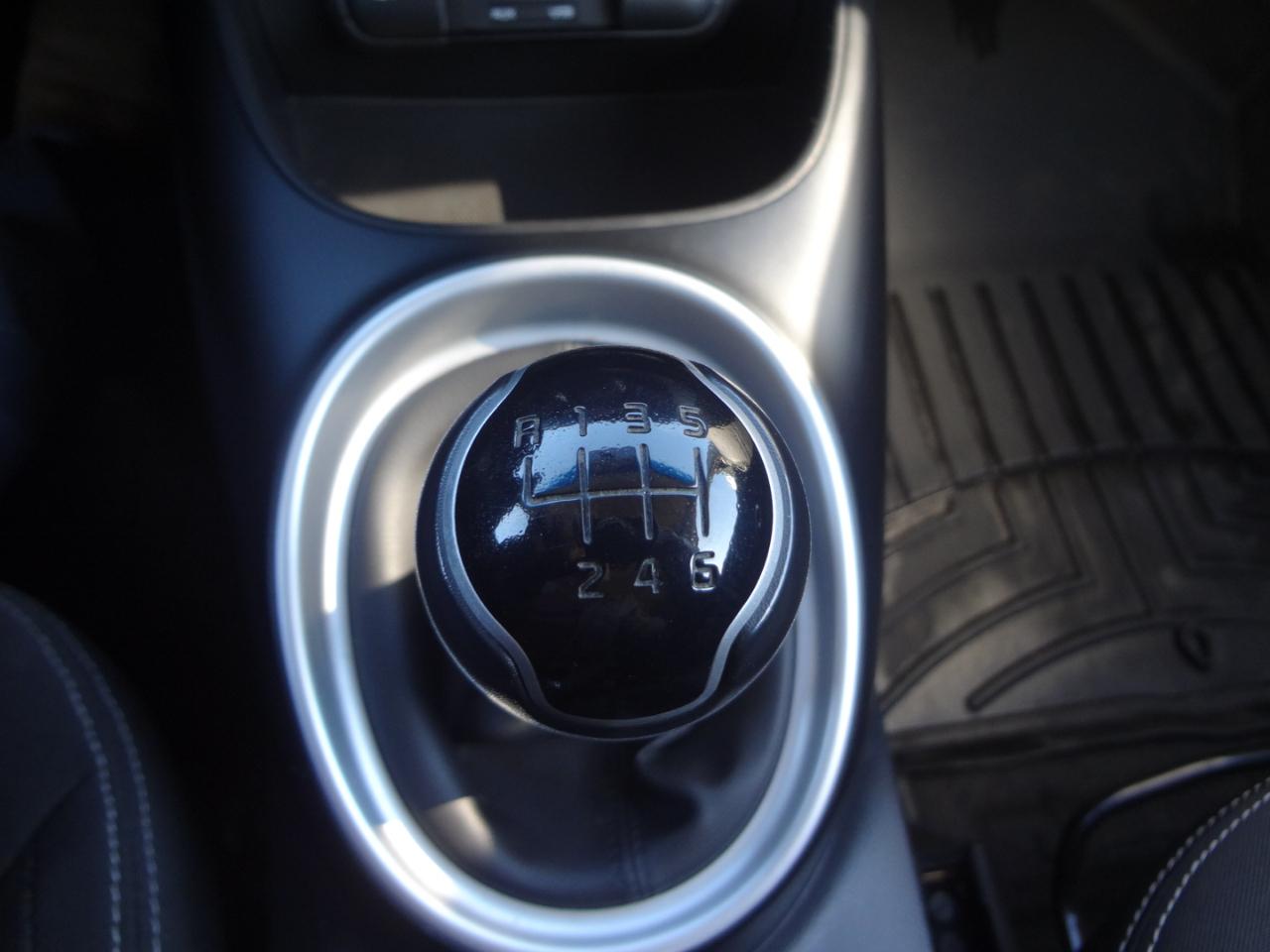 Kia Soul Base 6M 2019