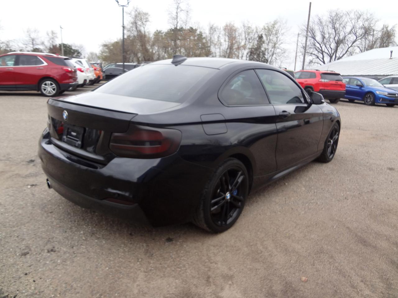 BMW 2-Series 230i Coupe 2021