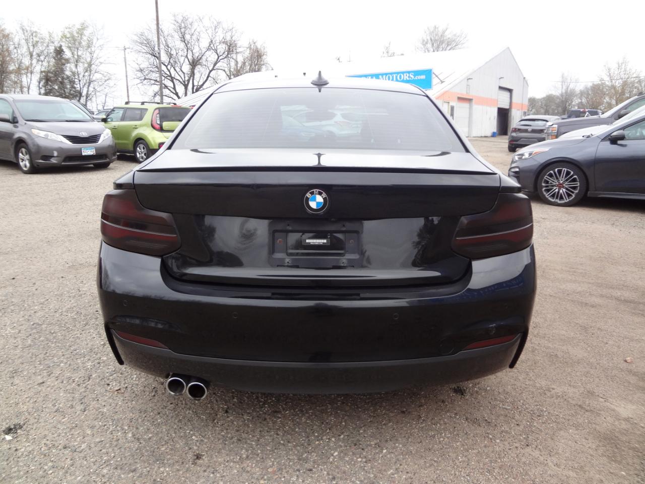 BMW 2-Series 230i Coupe 2021