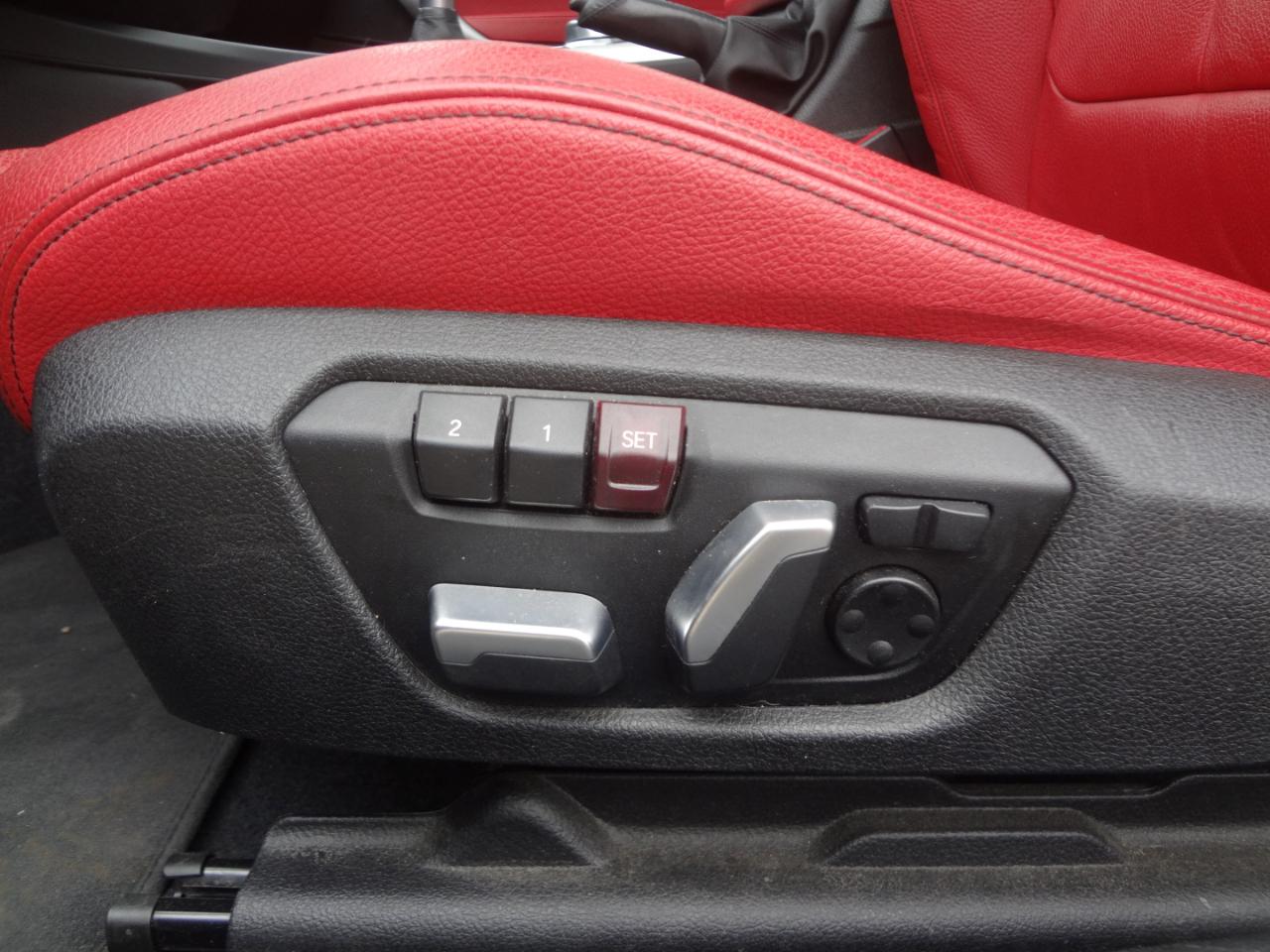 BMW 2-Series 230i Coupe 2021