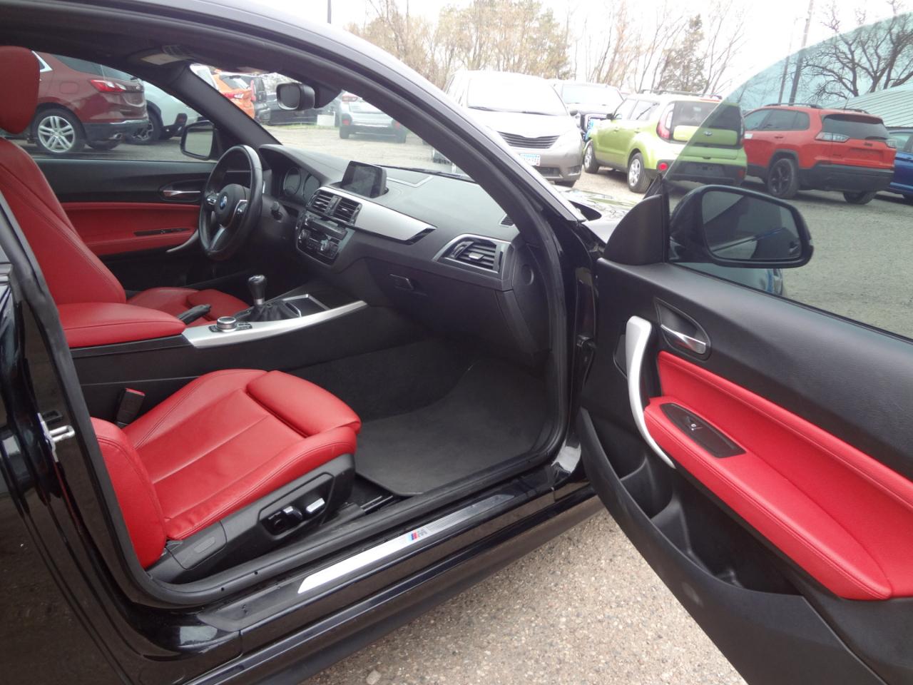 BMW 2-Series 230i Coupe 2021