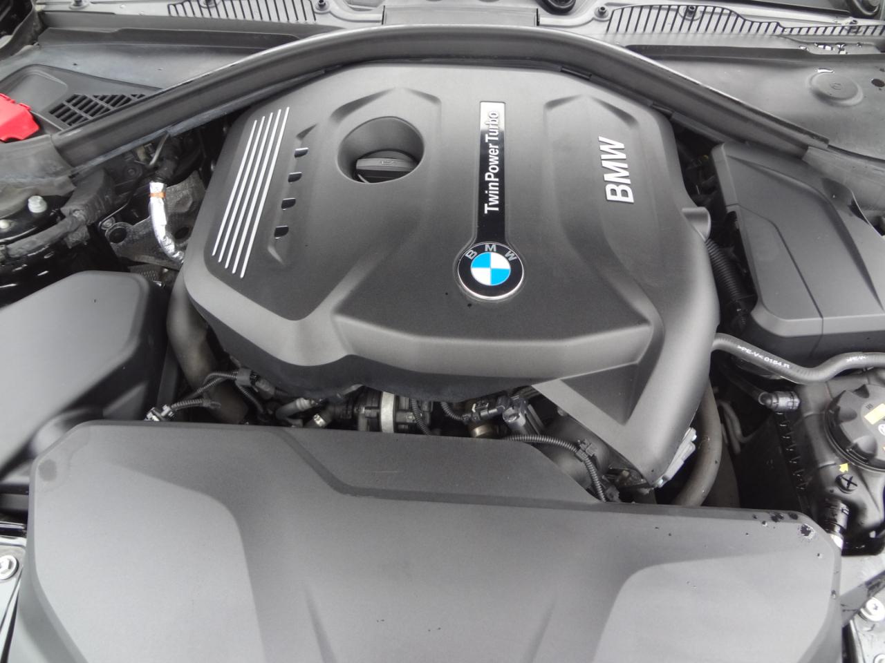 BMW 2-Series 230i Coupe 2021