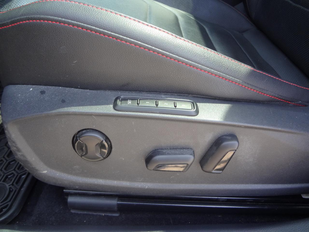 Volkswagen Jetta GLI S 6M 2020