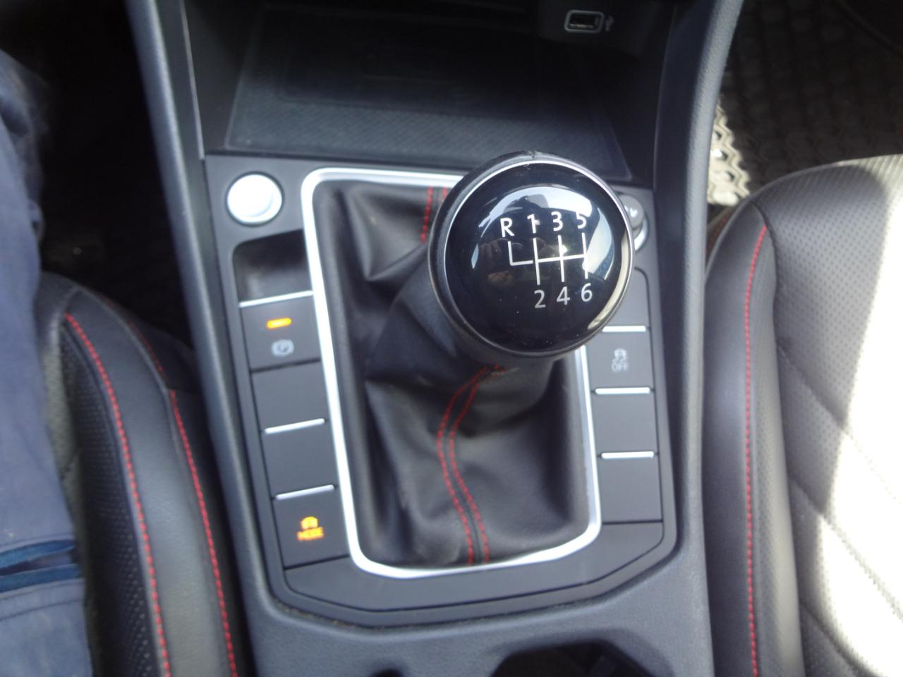 Volkswagen Jetta GLI S 6M 2020