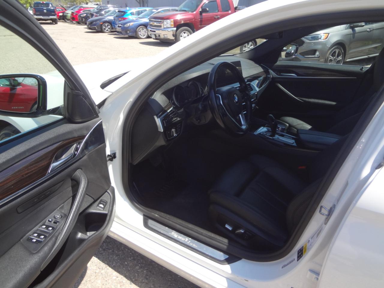 BMW 5-Series 530i xDrive 2018