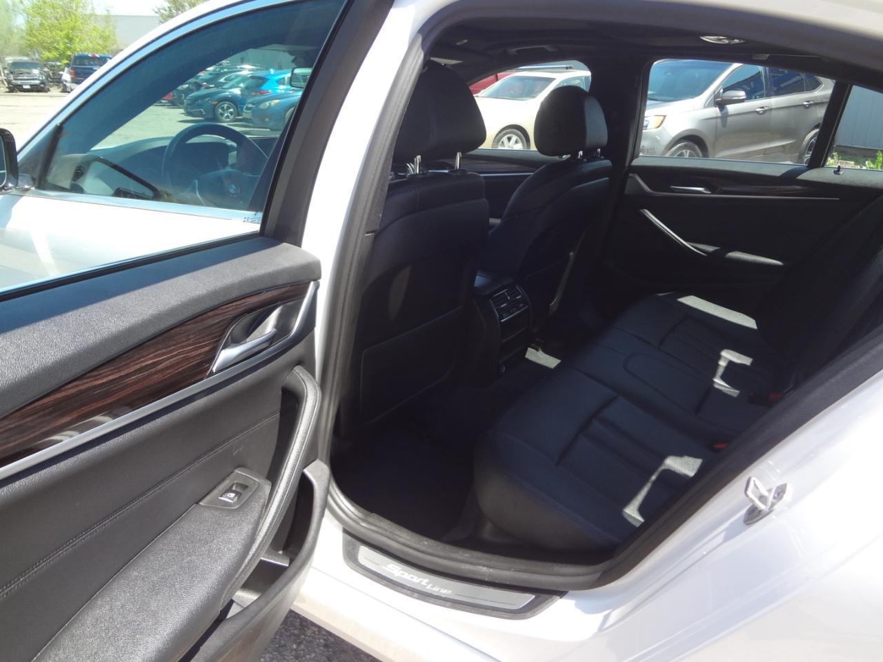 BMW 5-Series 530i xDrive 2018