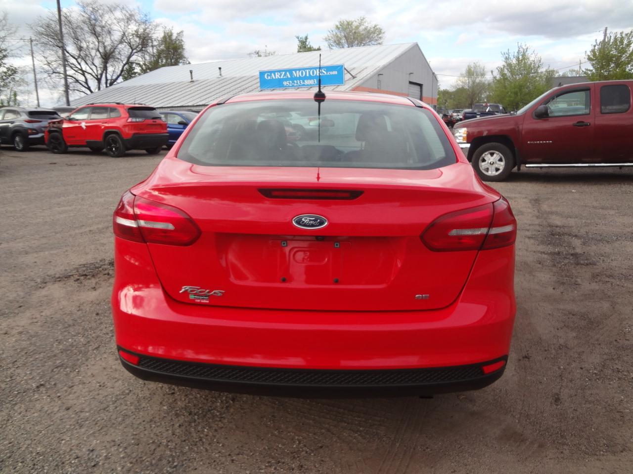 Ford Focus SE Sedan 2017