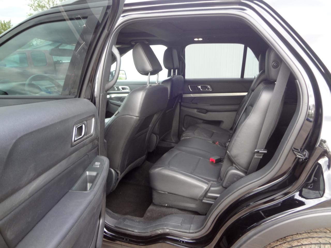 Ford Explorer XLT 4WD 2018