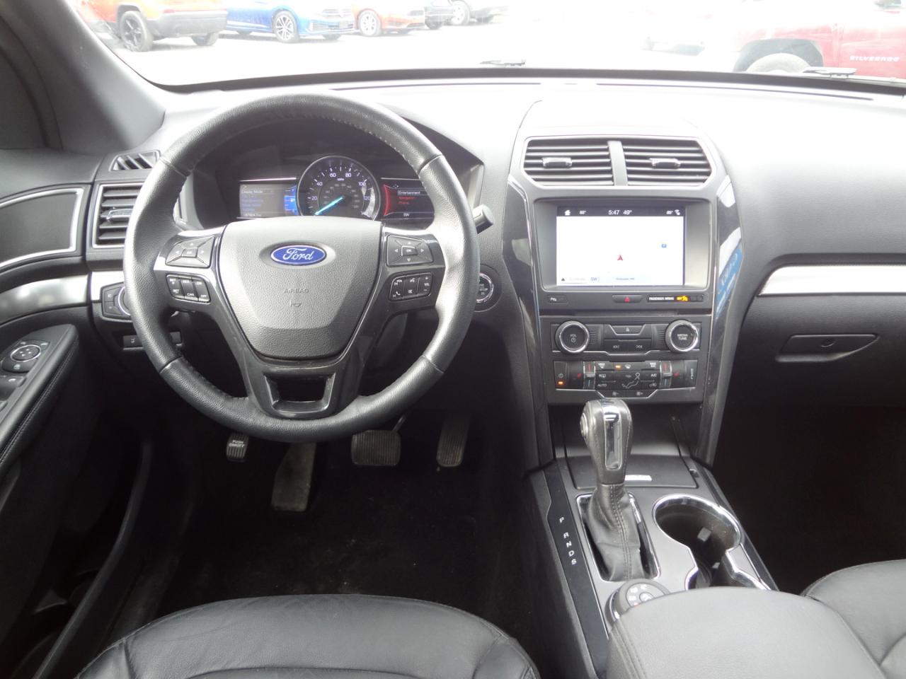 Ford Explorer XLT 4WD 2018