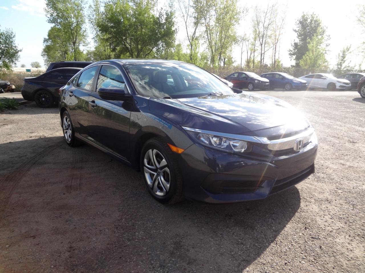 Honda Civic LX Sedan CVT 2016