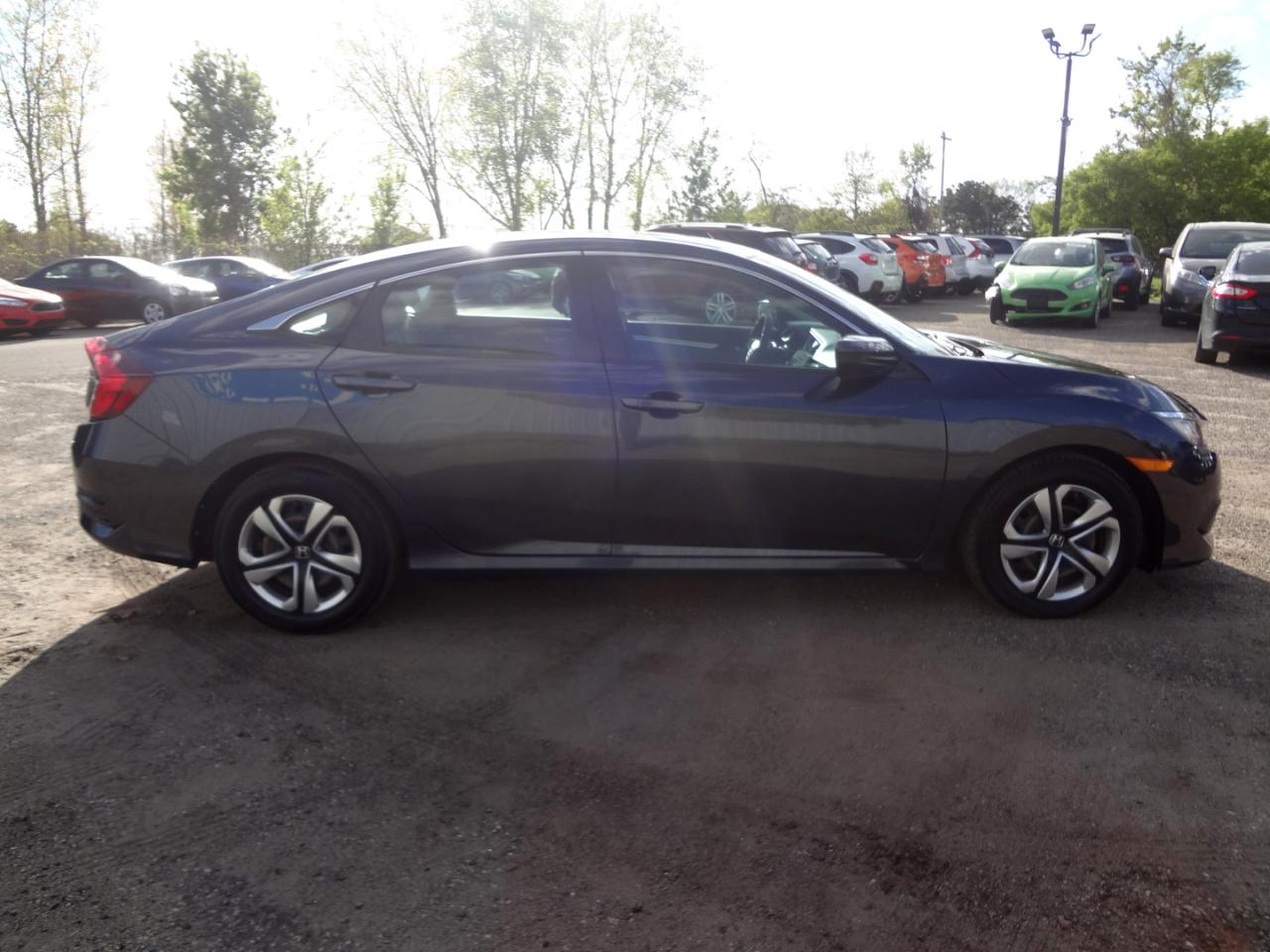 Honda Civic LX Sedan CVT 2016
