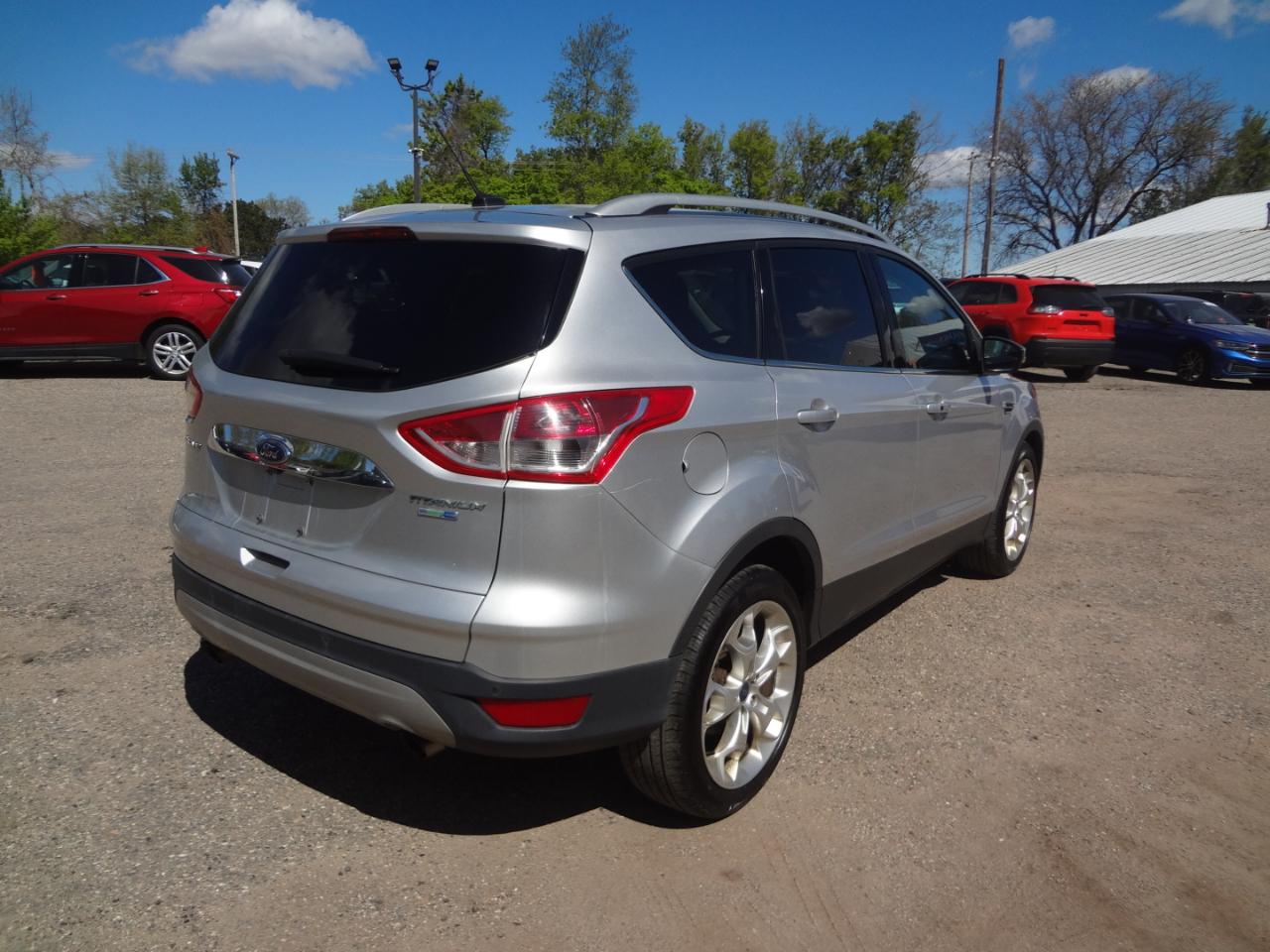 Ford Escape Titanium 4WD 2014