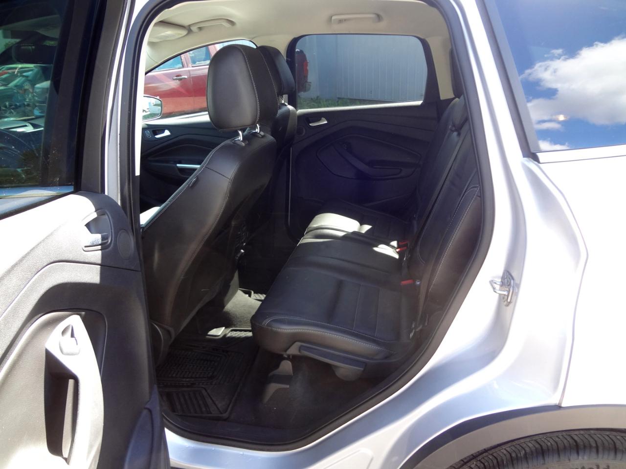 Ford Escape Titanium 4WD 2014