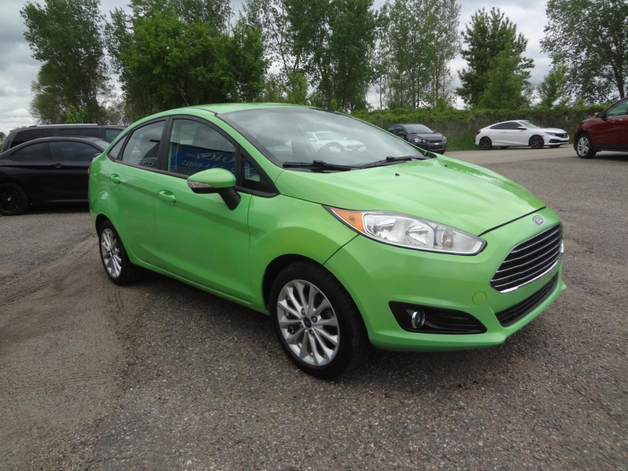 Ford Fiesta SE Sedan 2014
