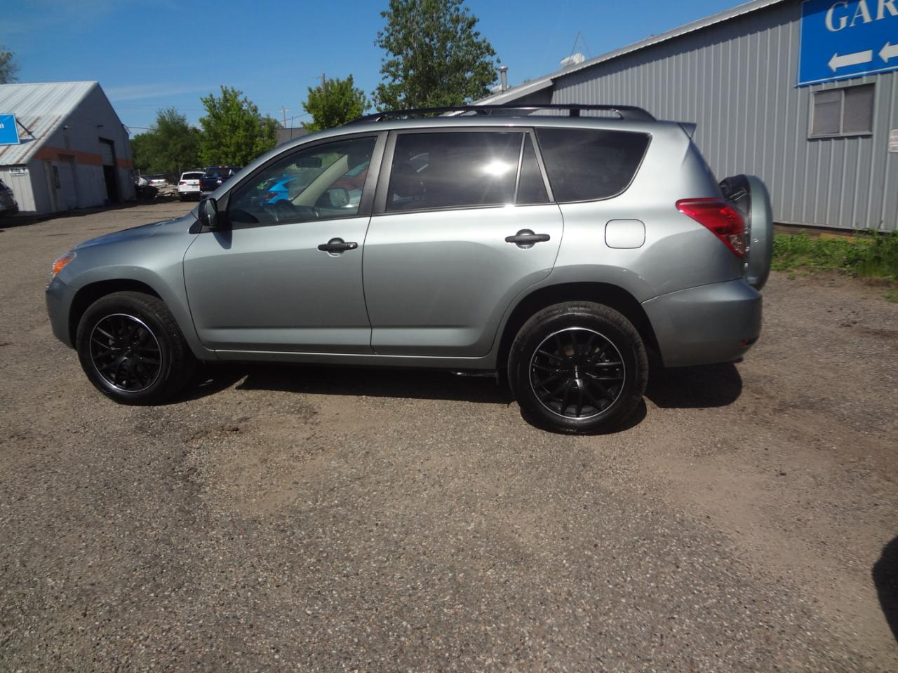 Toyota RAV4 Base V6 4WD 2007