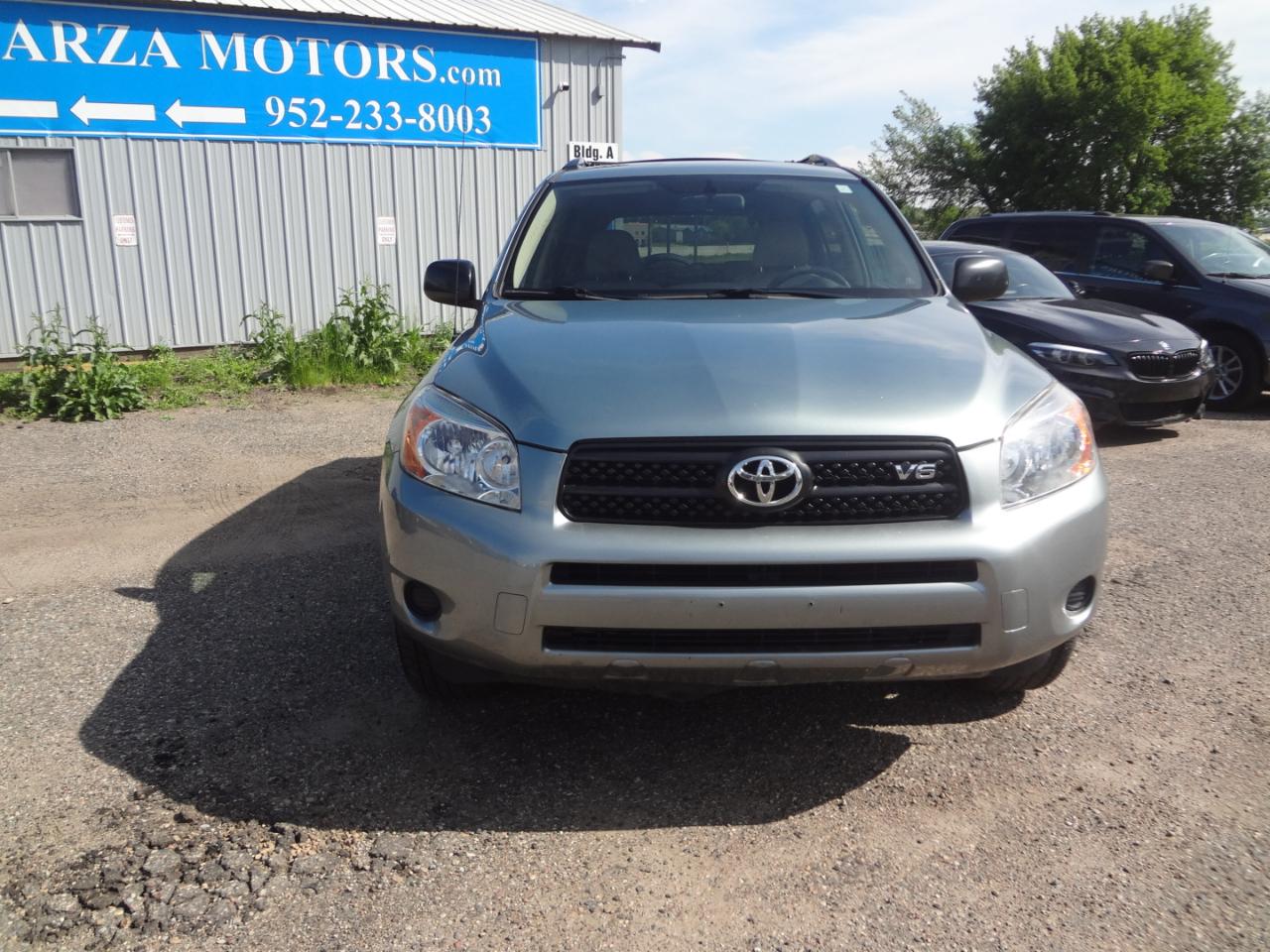 Toyota RAV4 Base V6 4WD 2007