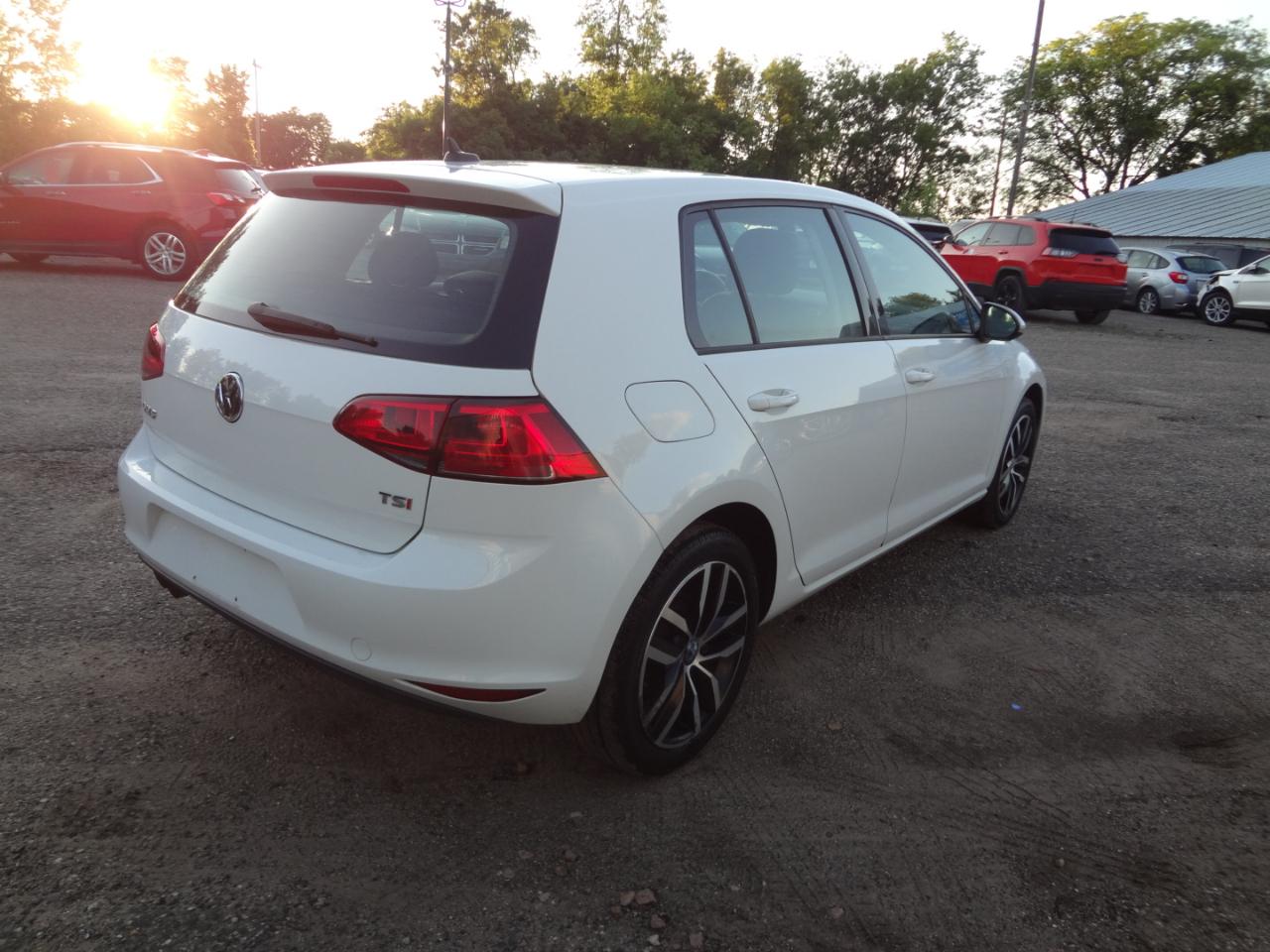 Volkswagen Golf TSI S 6A 2015