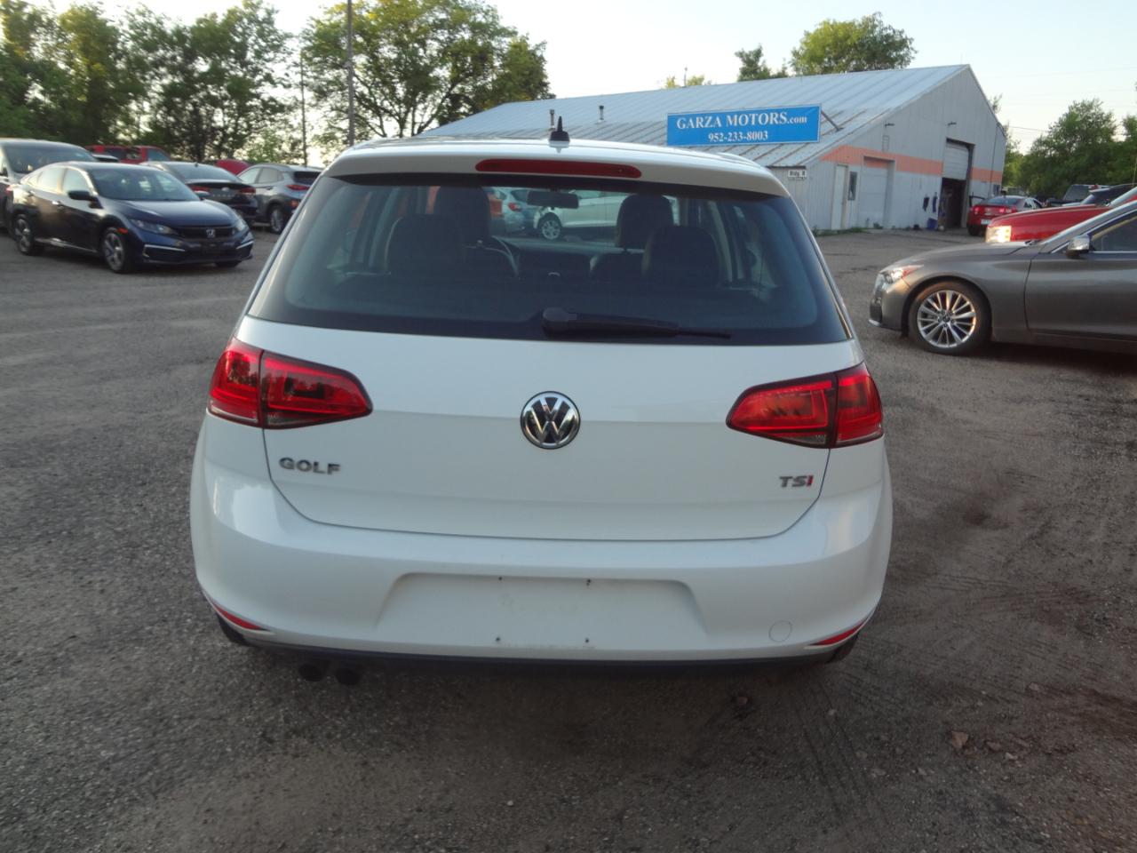 Volkswagen Golf TSI S 6A 2015
