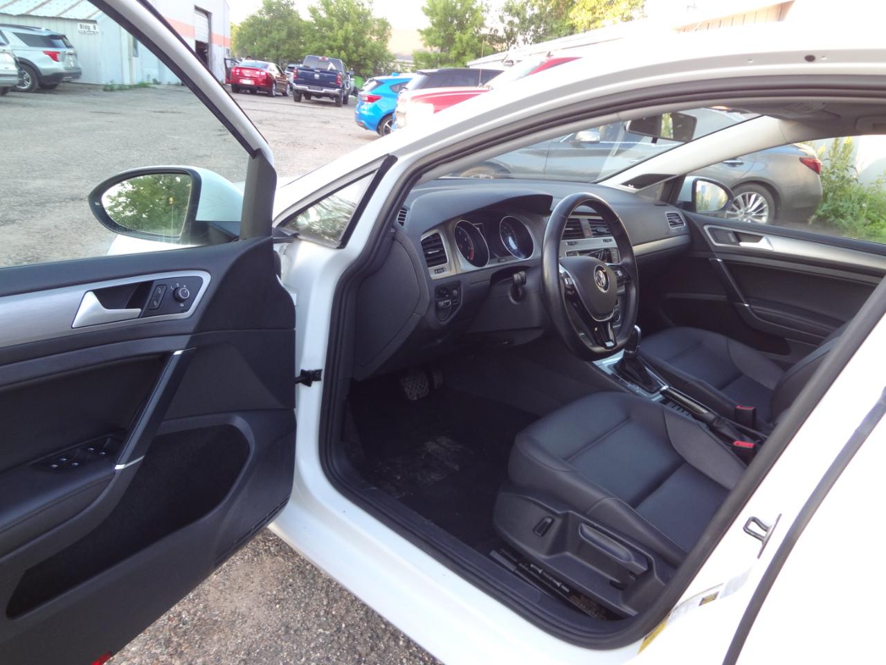 Volkswagen Golf TSI S 6A 2015