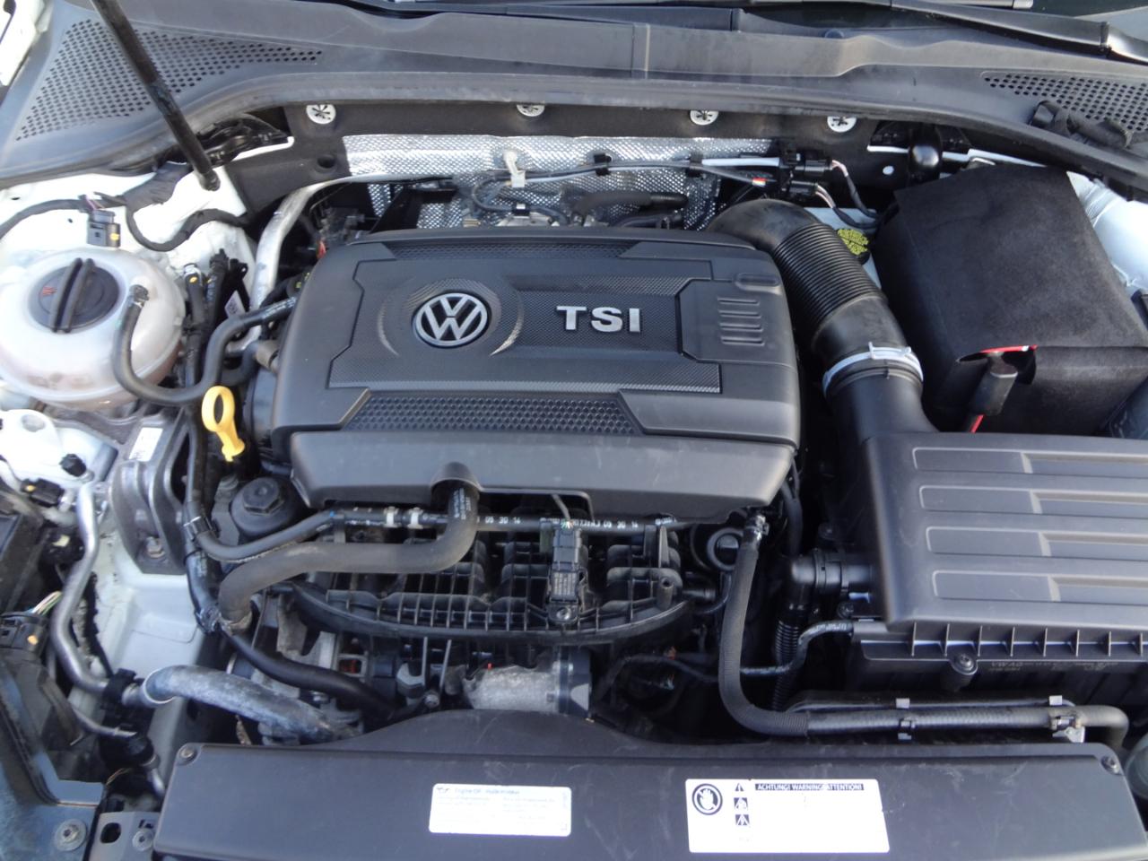 Volkswagen Golf TSI S 6A 2015