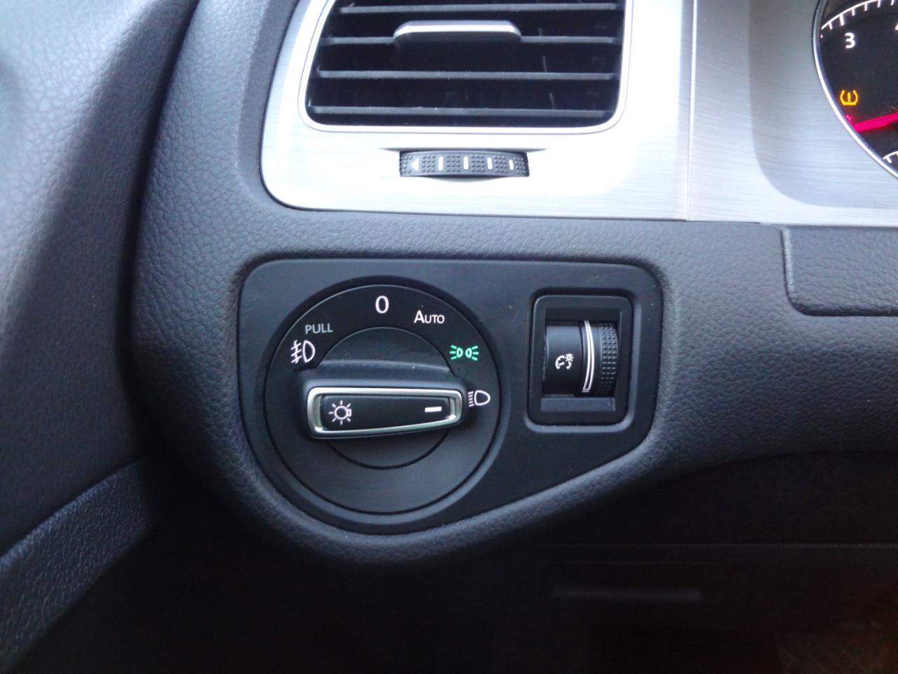 Volkswagen Golf TSI S 6A 2015