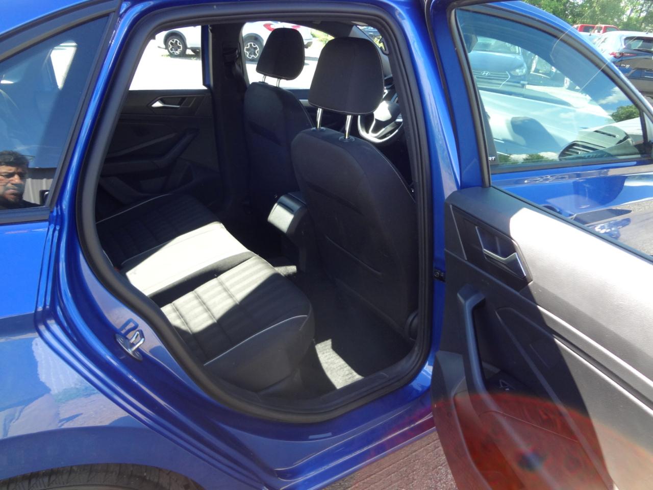Volkswagen Jetta Sport 2024