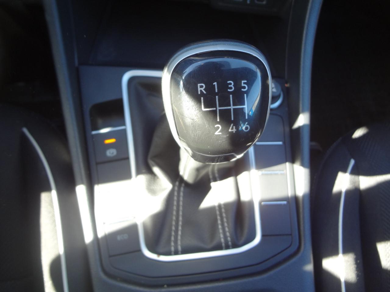 Volkswagen Jetta Sport 2024