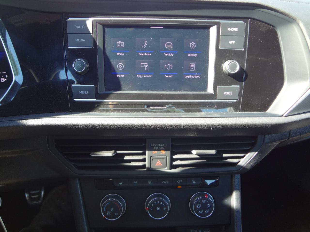 Volkswagen Jetta Sport 2024