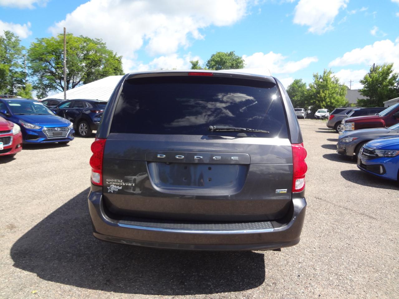 Dodge Grand Caravan SE 2017