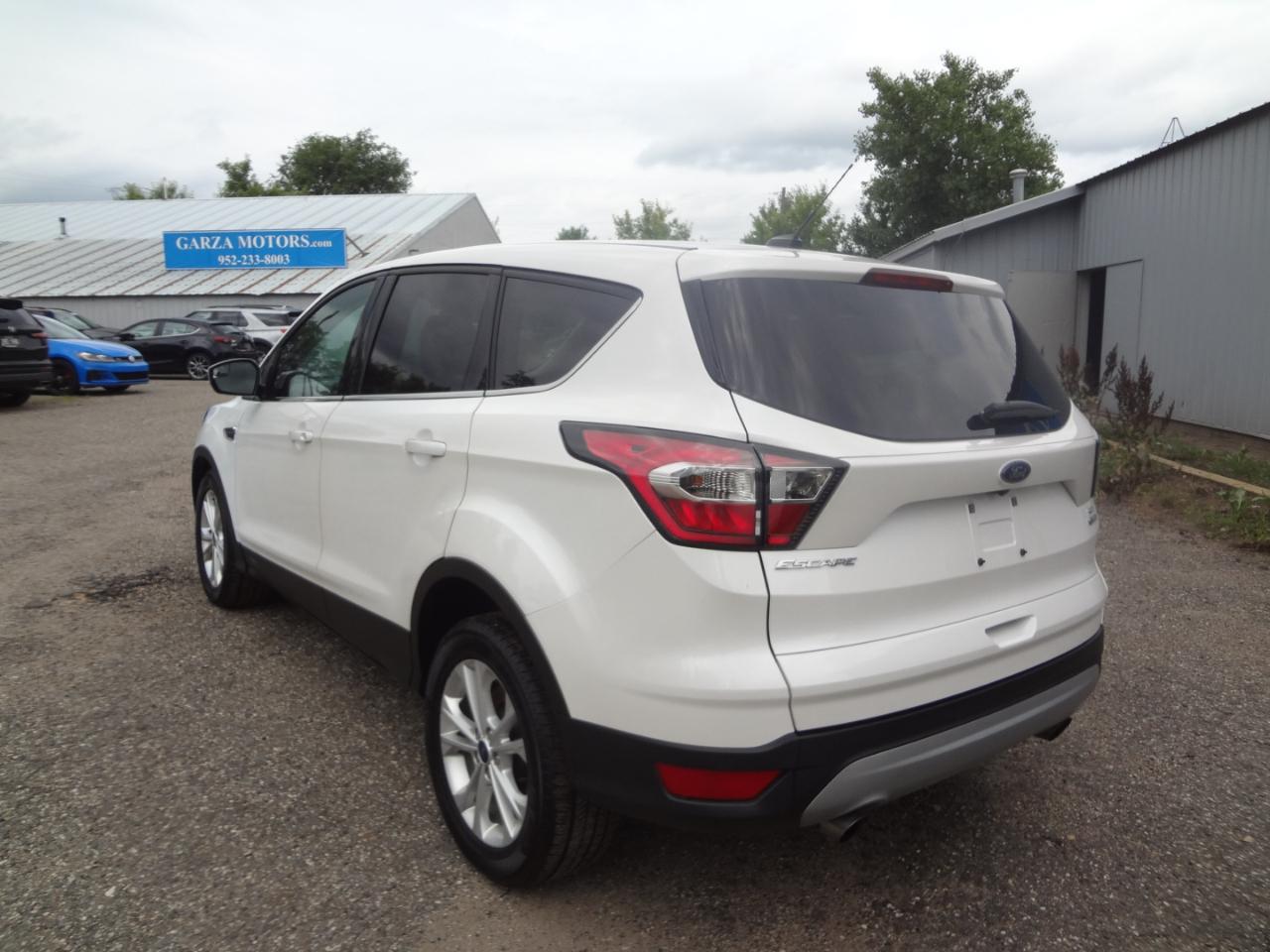 Ford Escape SE FWD 2017